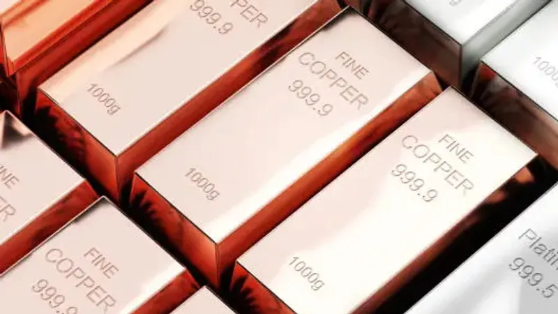 Стоимость золотисто-розового металла побила рекорды на фоне новостей из Китая