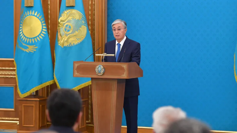 Плати налоги там, где работаешь и получаешь доходы – Токаев поручил усилить поддержку сельских бюджетов